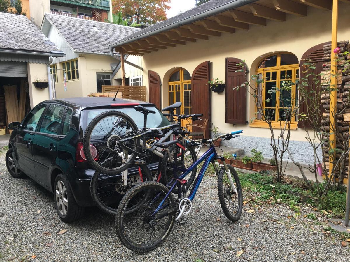 Charmant Appartement Sur Cour, Le Berlingott Bagnères-de-Bigorre Exterior foto